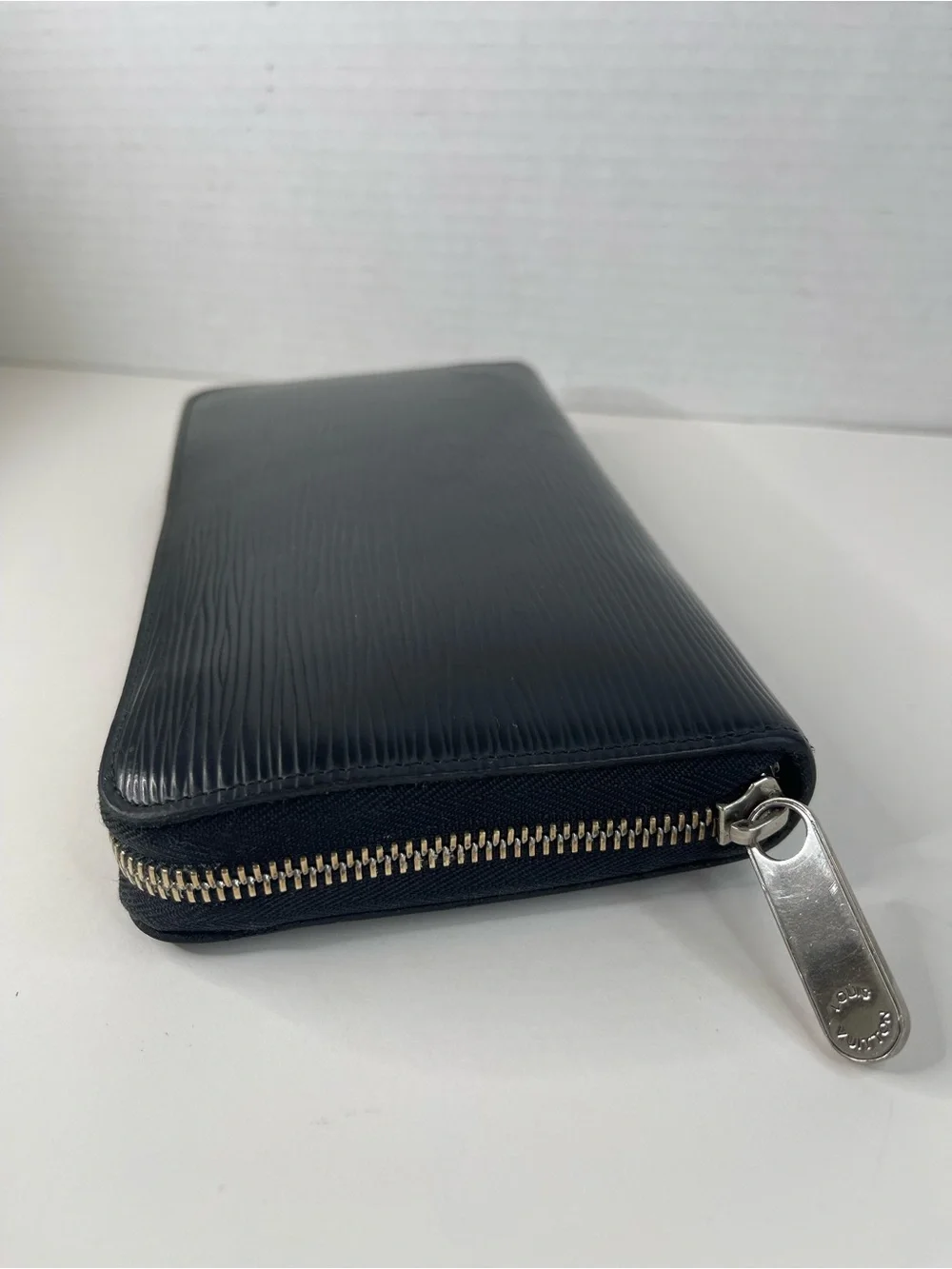 Louis Vuitton Zippy Wallet